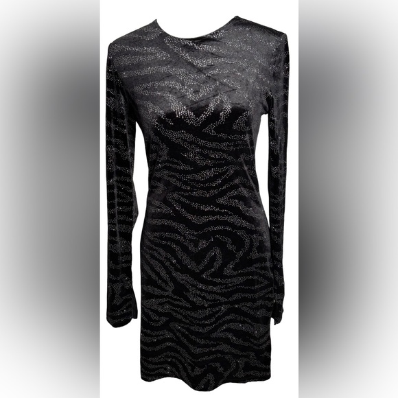 H&M Dresses & Skirts - Divided H&M S Black & Silver Velour & Sparkle Long Sleeve Dress